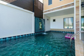 Pure Bliss Luxe 3BR Pool Villa Your Ultimate Tropical Getaway V29 V74